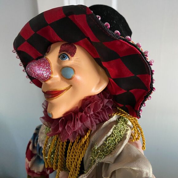 Kasma Collection 24 Inch Porcelain and Cloth Jester Clown Collectible Doll, EUC - Picture 6 of 16